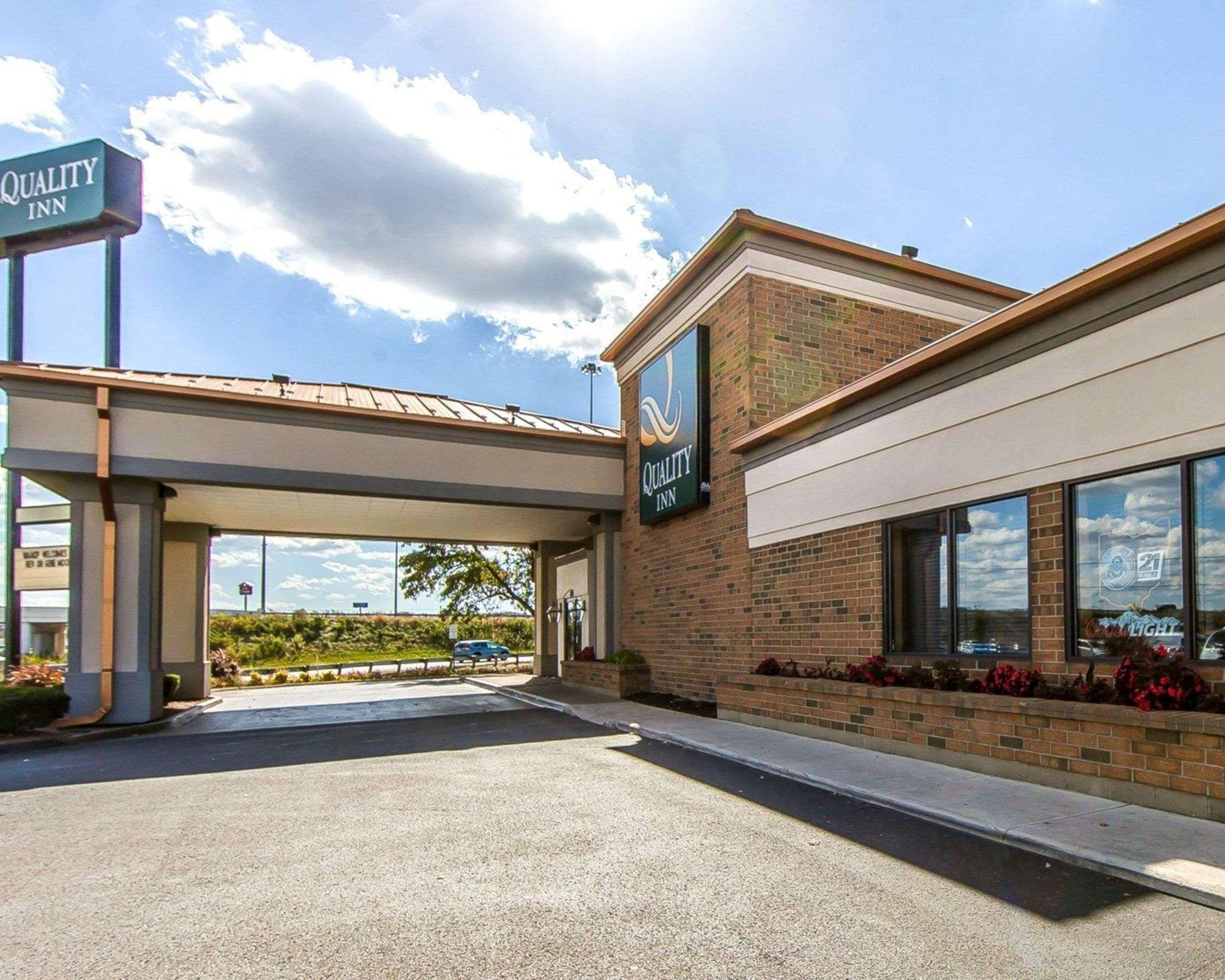 Quality Inn- Hotel