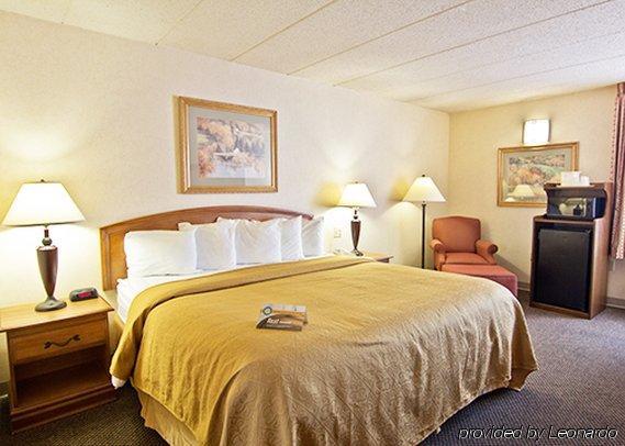 Quality Inn- Hotel